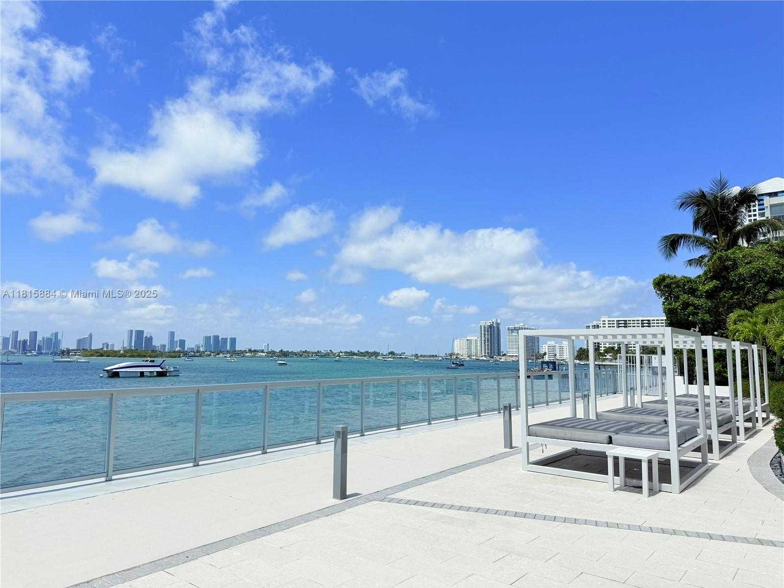 Small Image of 1000 WEST AVE #1510, Miami Beach Number 21