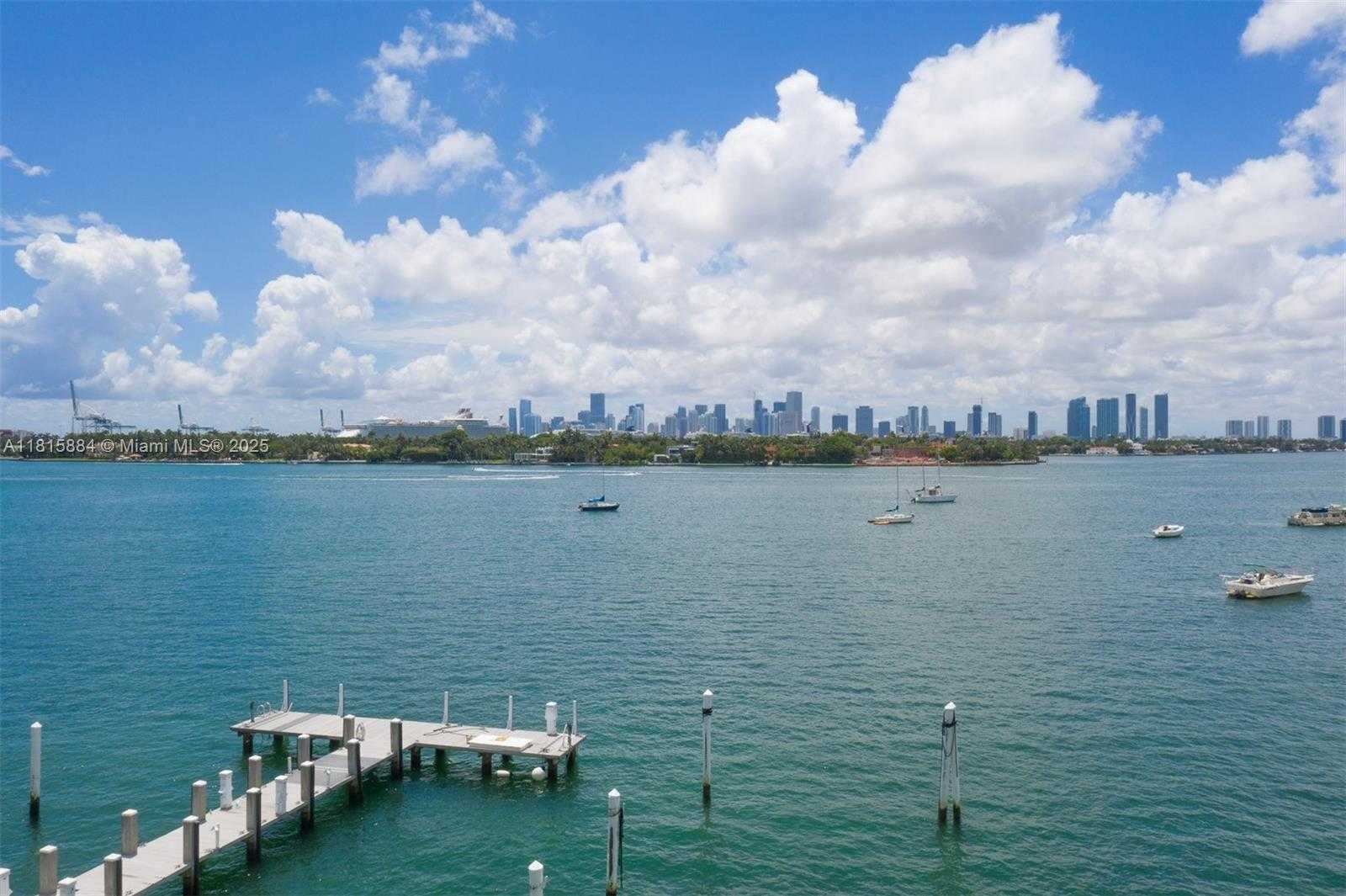 Small Image of 1000 WEST AVE #1510, Miami Beach Number 24