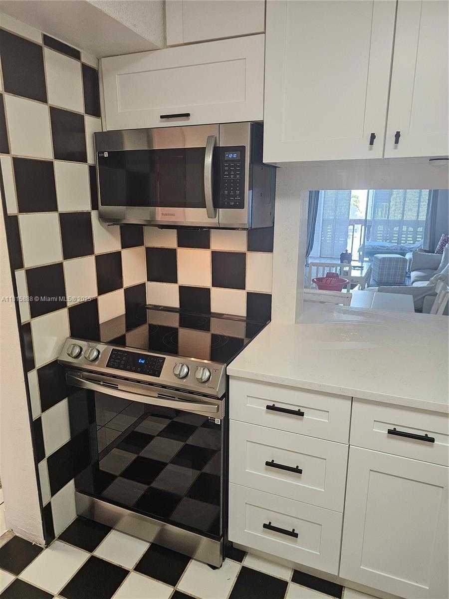 Small Image of 215 SOUTH EAST 3RD AVE #205A, Hallandale Beach Number 8
