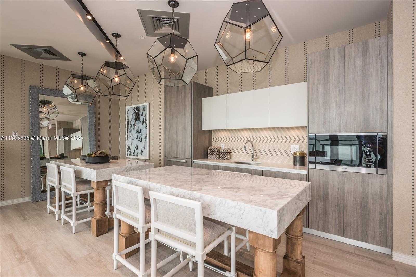 Small Image of 2900 NORTH EAST 7TH AVE #2808, Miami Number 20