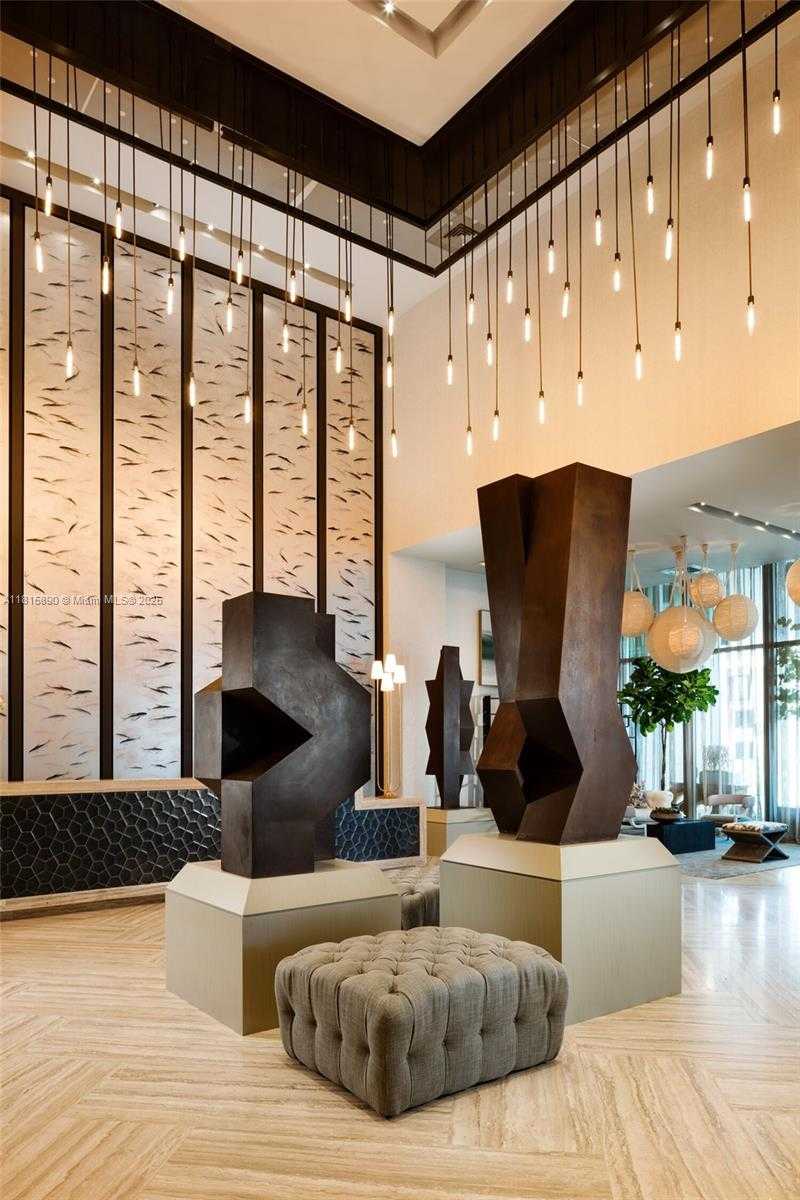 Small Image of 2900 NORTH EAST 7TH AVE #2808, Miami Number 3