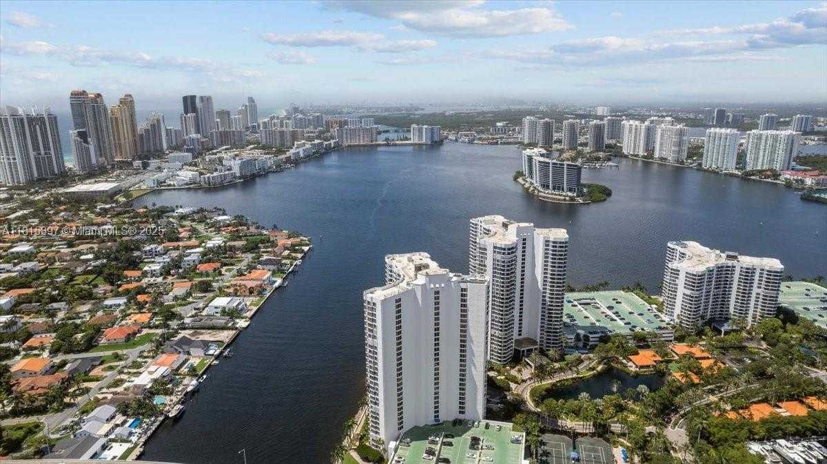 Small Image of 19195 NORTH EAST 36TH CT #2004, Aventura Number 2