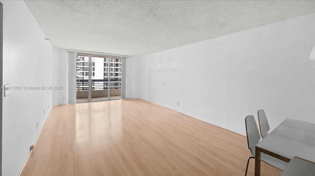 Small Image of 19195 NORTH EAST 36TH CT #2004, Aventura Number 34