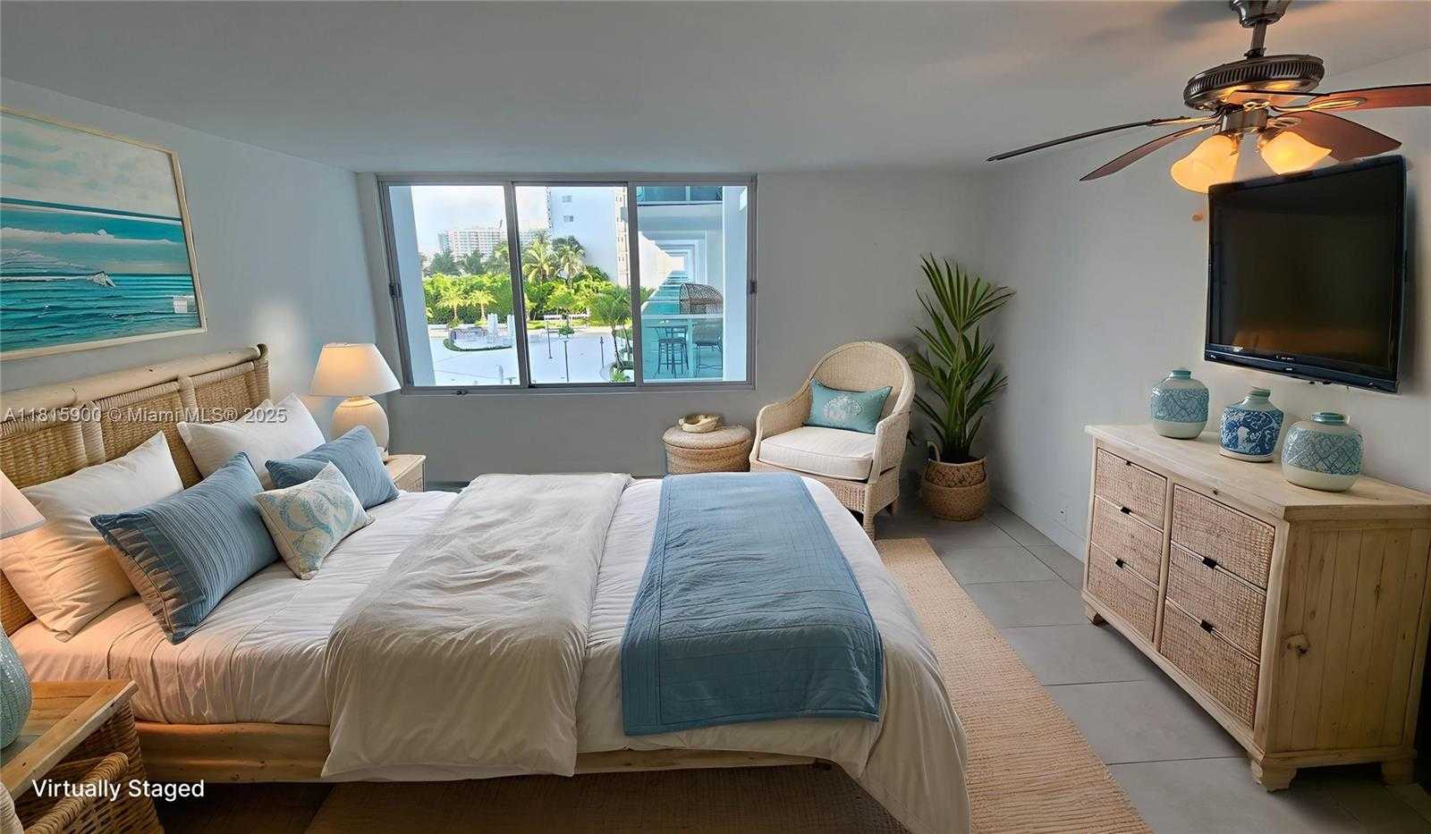 Small Image of 1000 WEST AVE #322, Miami Beach Number 3