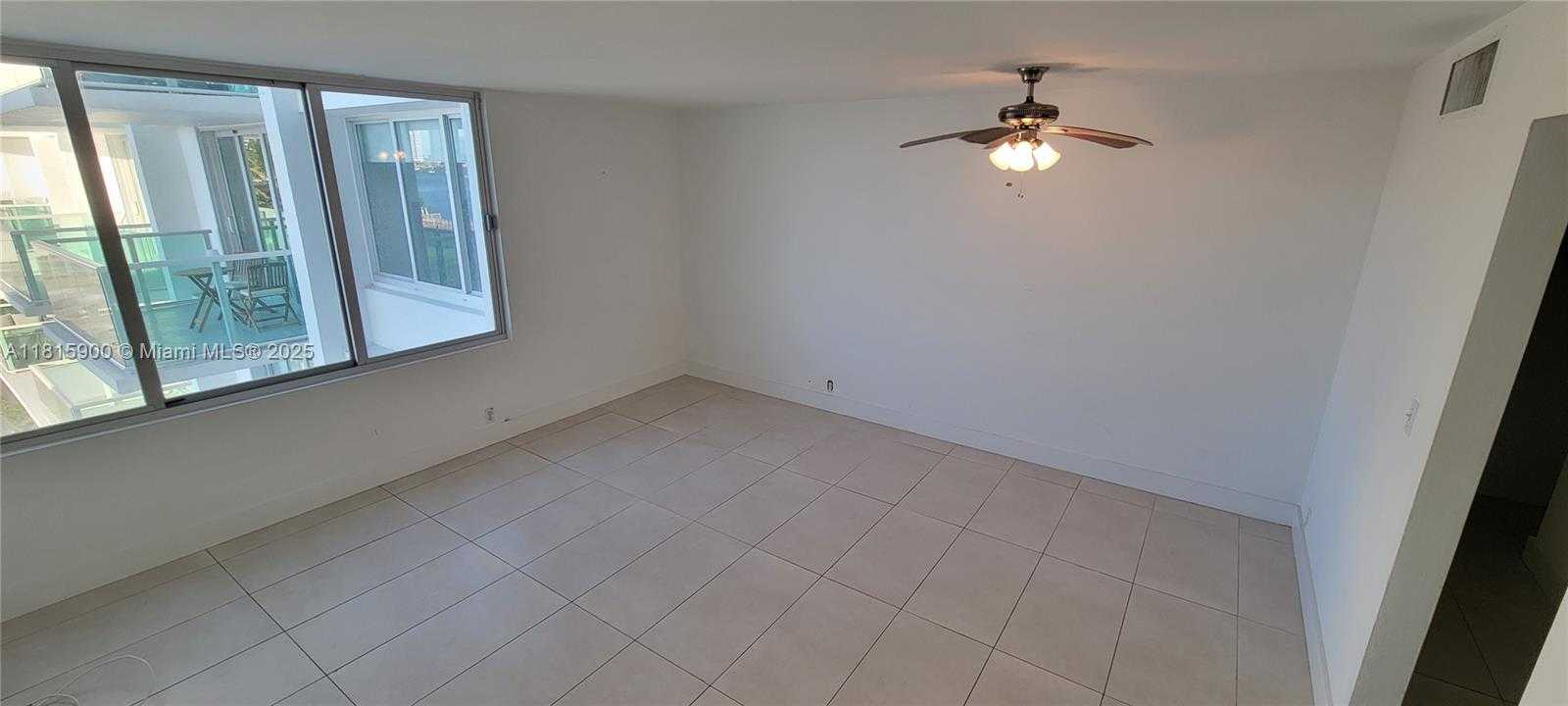 Small Image of 1000 WEST AVE #322, Miami Beach Number 5