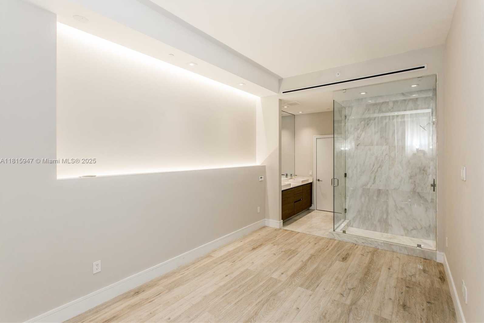Small Image of 460 NORTH EAST 28TH ST #4203, Miami Number 21