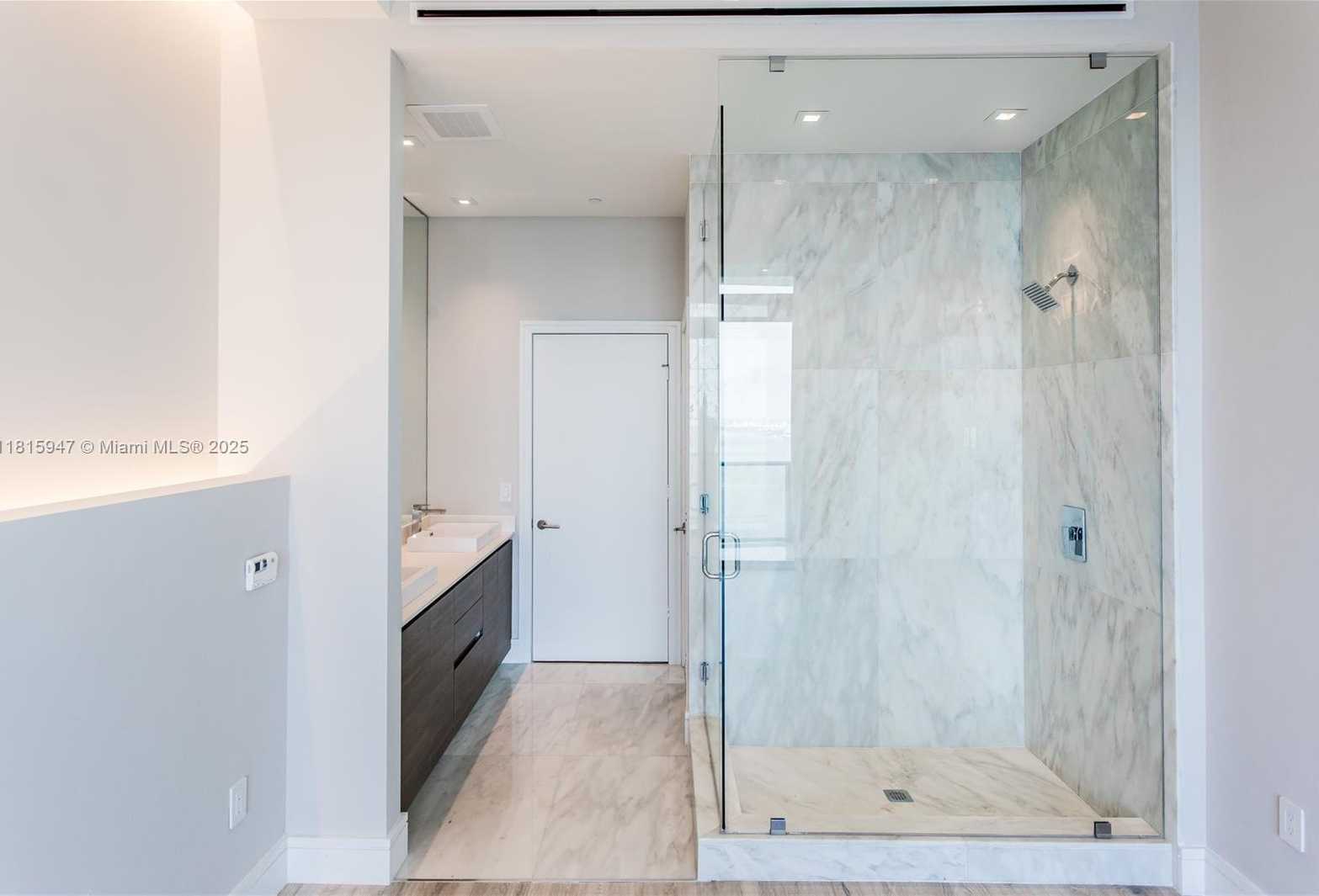 Small Image of 460 NORTH EAST 28TH ST #4203, Miami Number 22