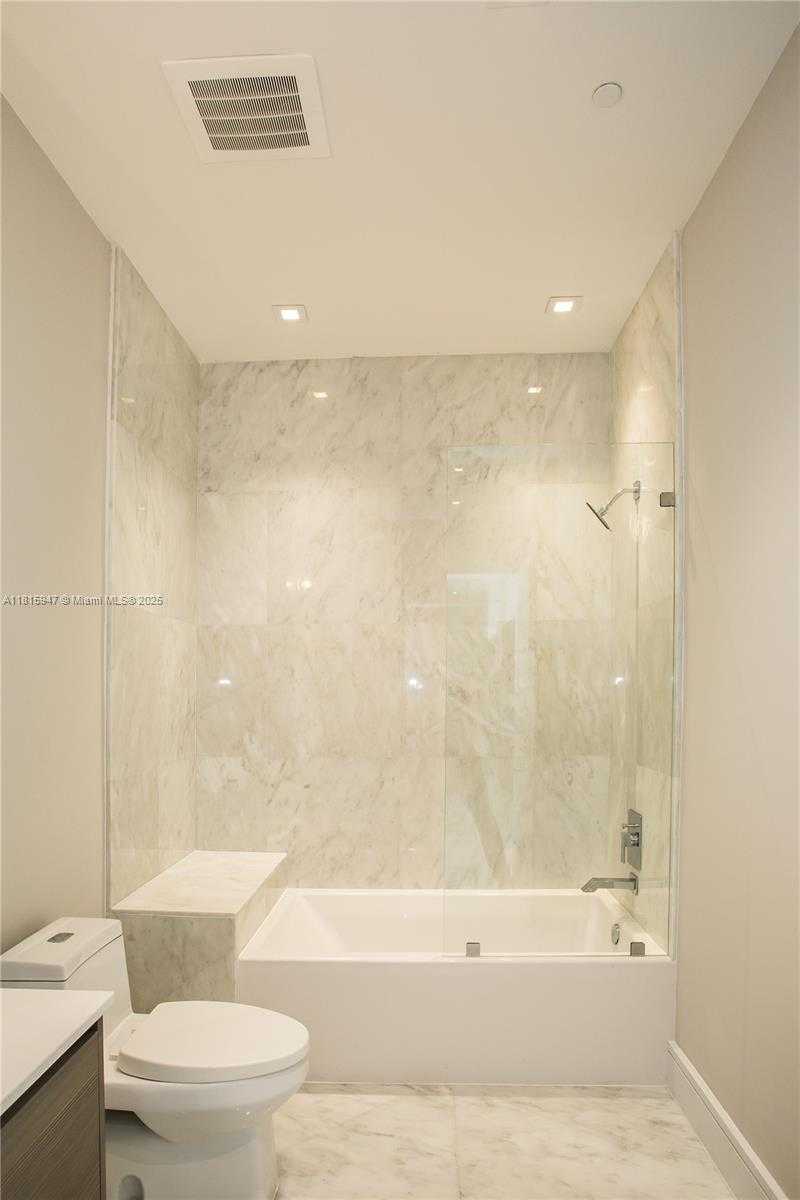 Small Image of 460 NORTH EAST 28TH ST #4203, Miami Number 30