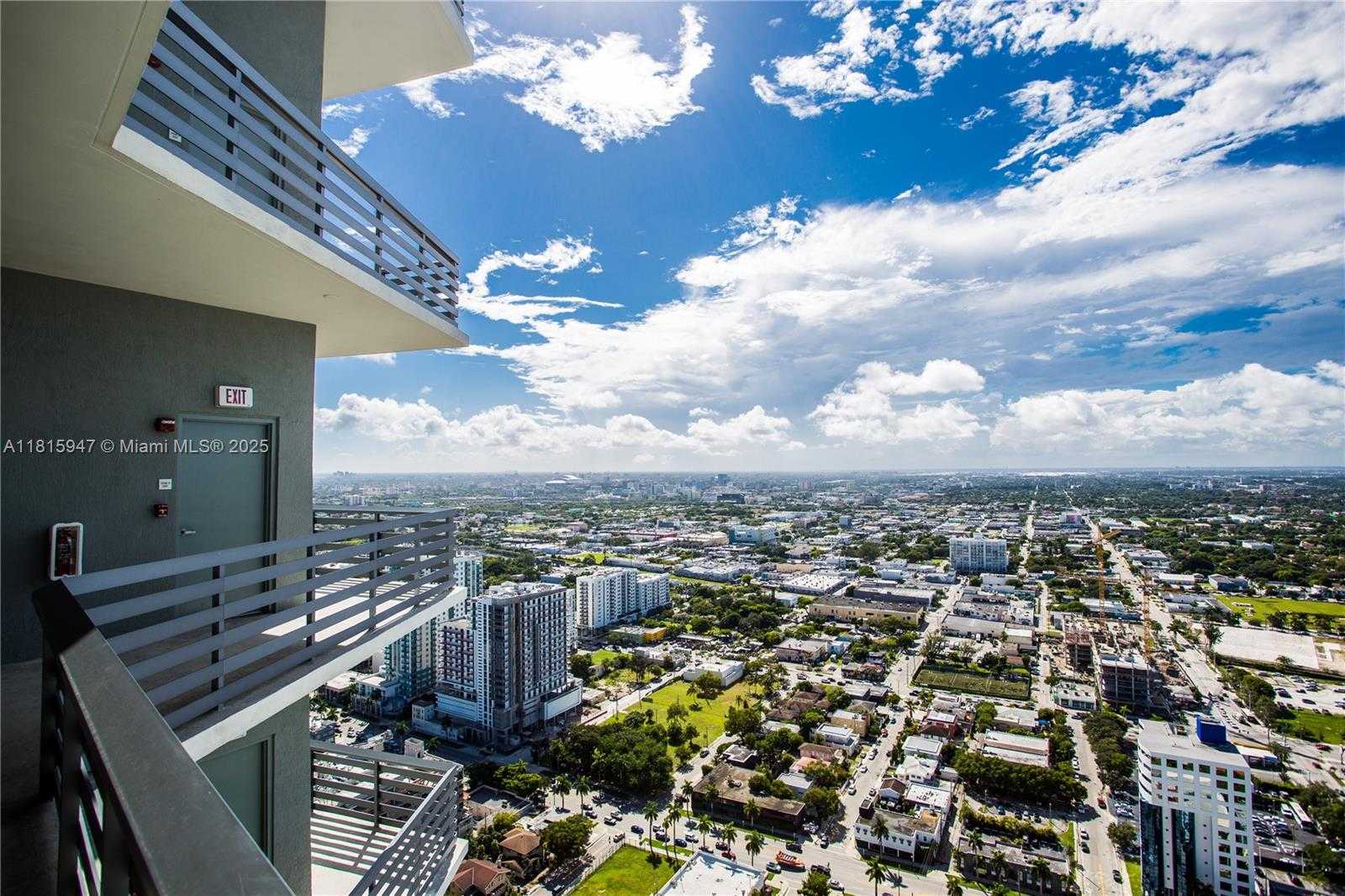 Small Image of 460 NORTH EAST 28TH ST #4203, Miami Number 33