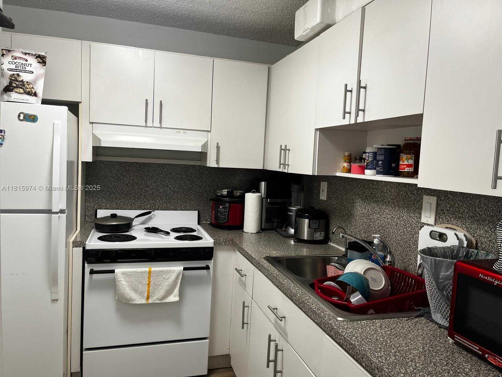 Small Image of 4675 WEST 18TH CT #211, Hialeah Number 12