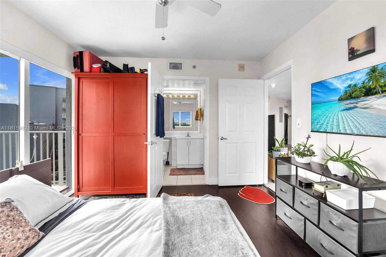 Small Image of 2415 NORTH WEST 16TH ST RD #412-1, Miami Number 19