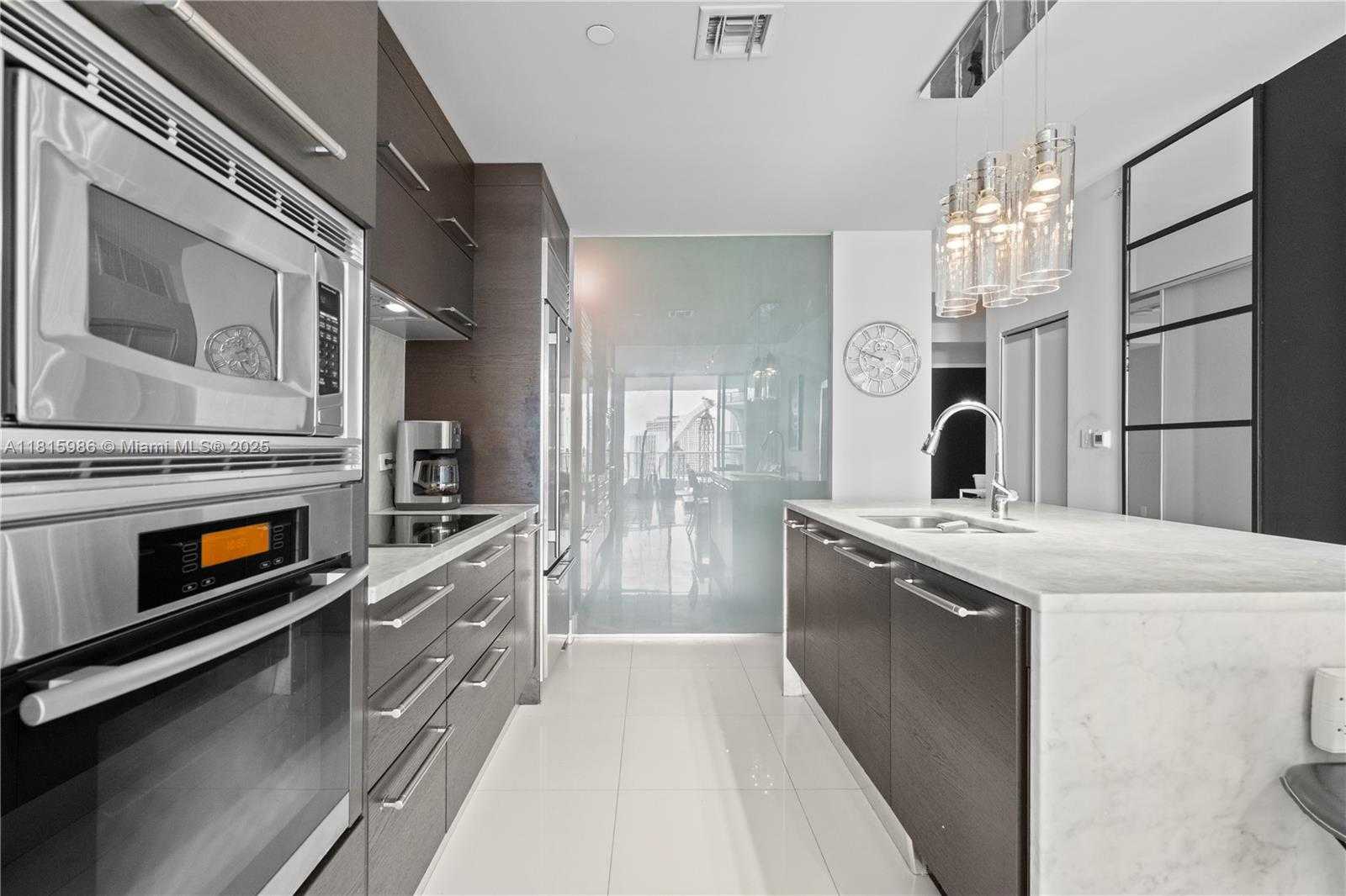 Small Image of 900 BISCAYNE BLVD #2408, Miami Number 12
