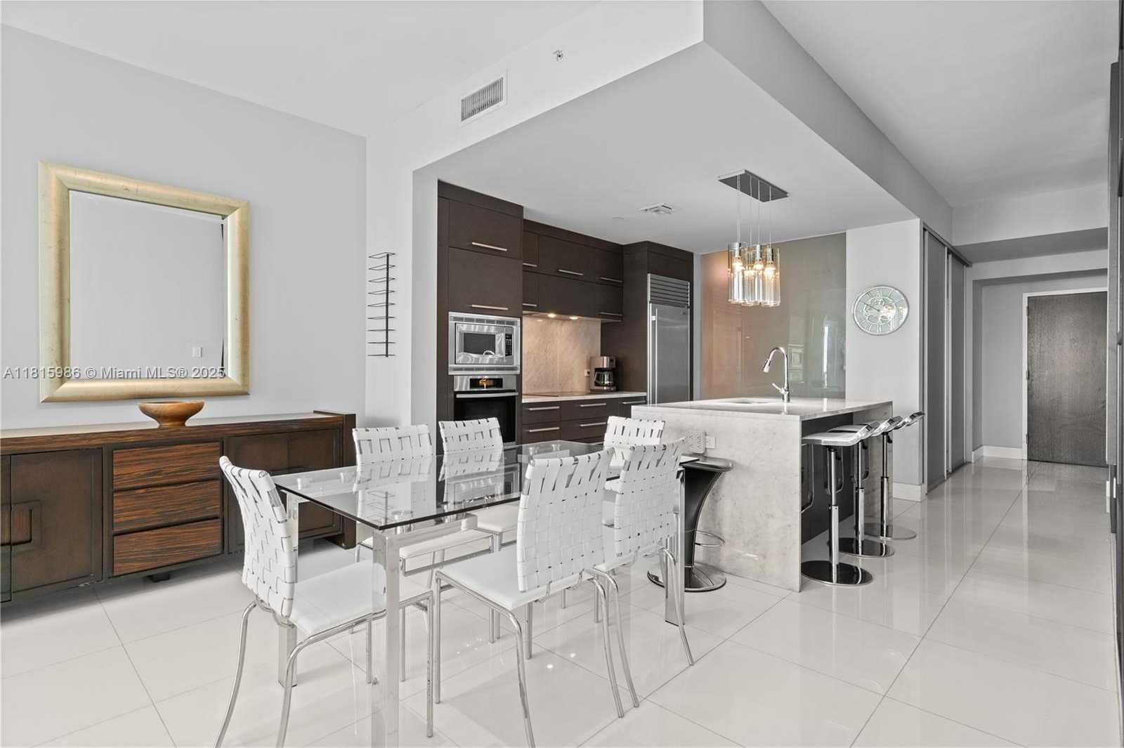 Small Image of 900 BISCAYNE BLVD #2408, Miami Number 16