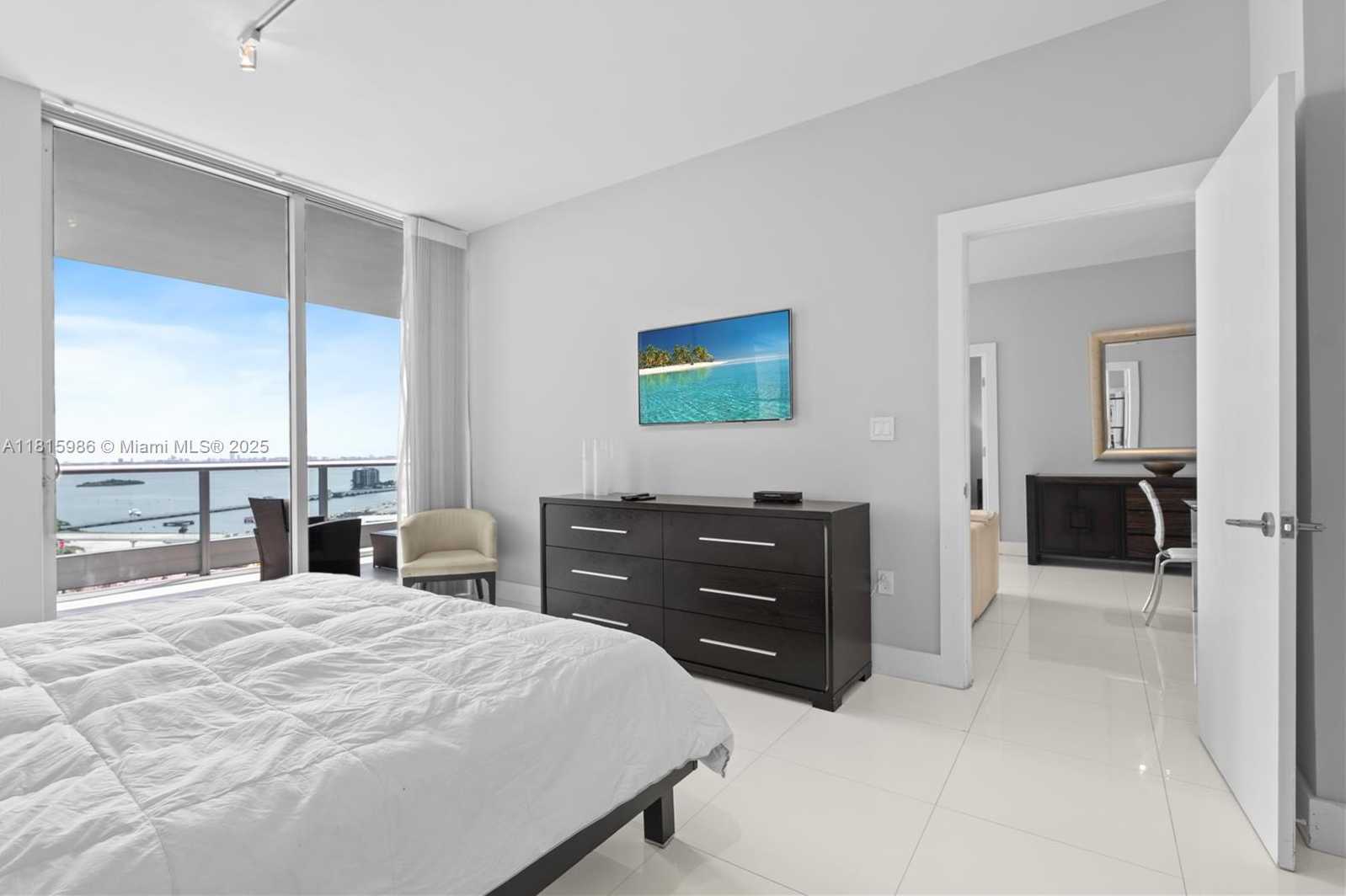 Small Image of 900 BISCAYNE BLVD #2408, Miami Number 23