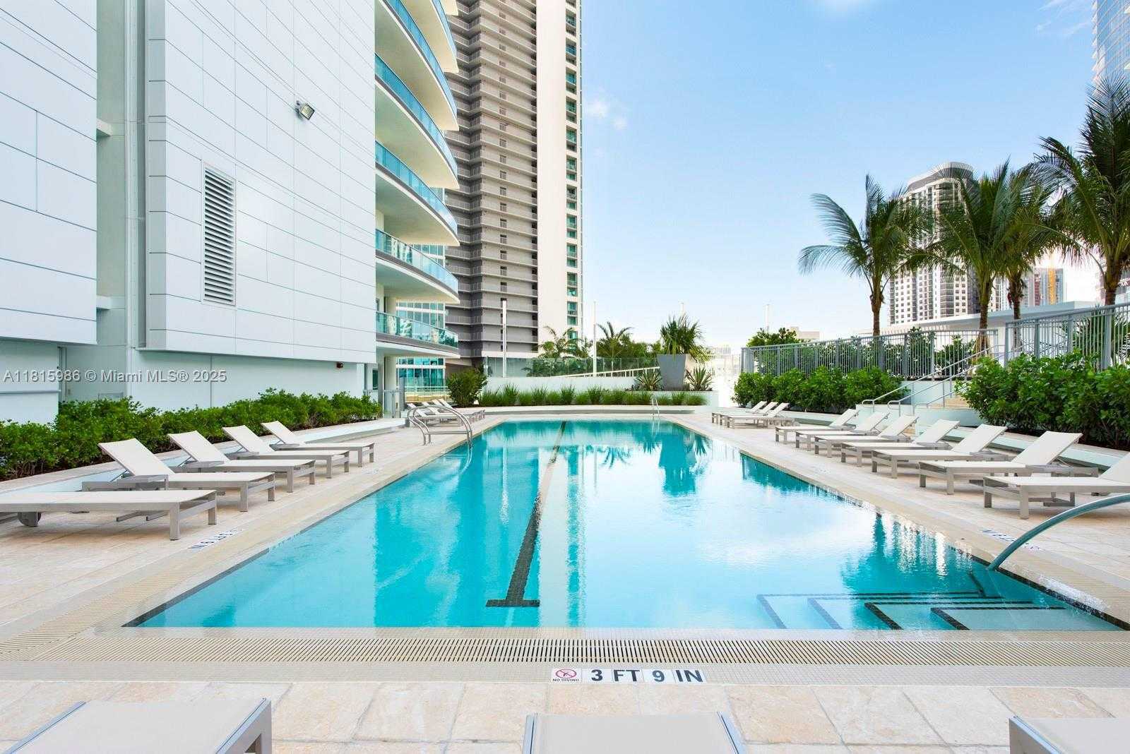 Small Image of 900 BISCAYNE BLVD #2408, Miami Number 39