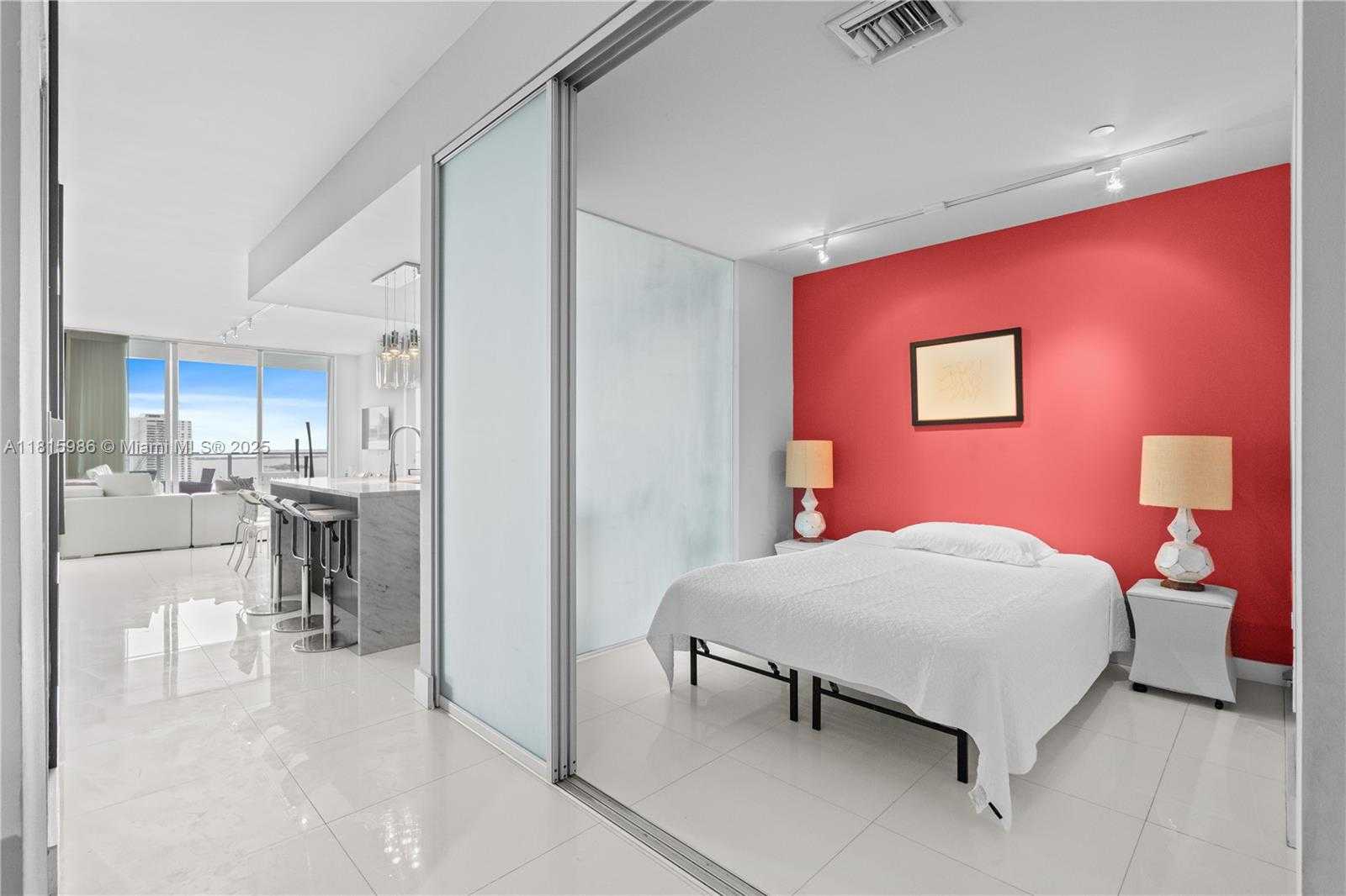 Small Image of 900 BISCAYNE BLVD #2408, Miami Number 4