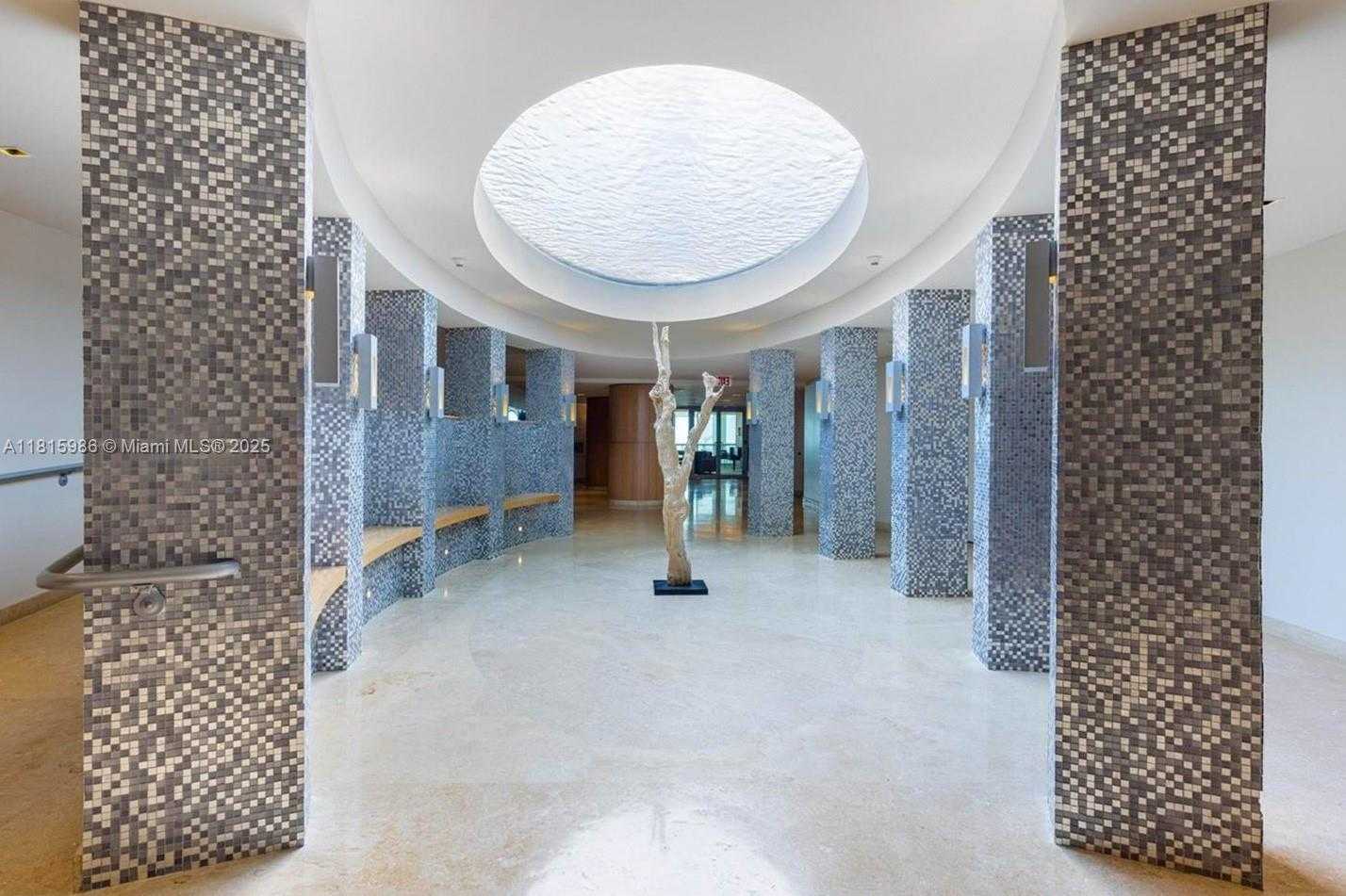 Small Image of 900 BISCAYNE BLVD #2408, Miami Number 42