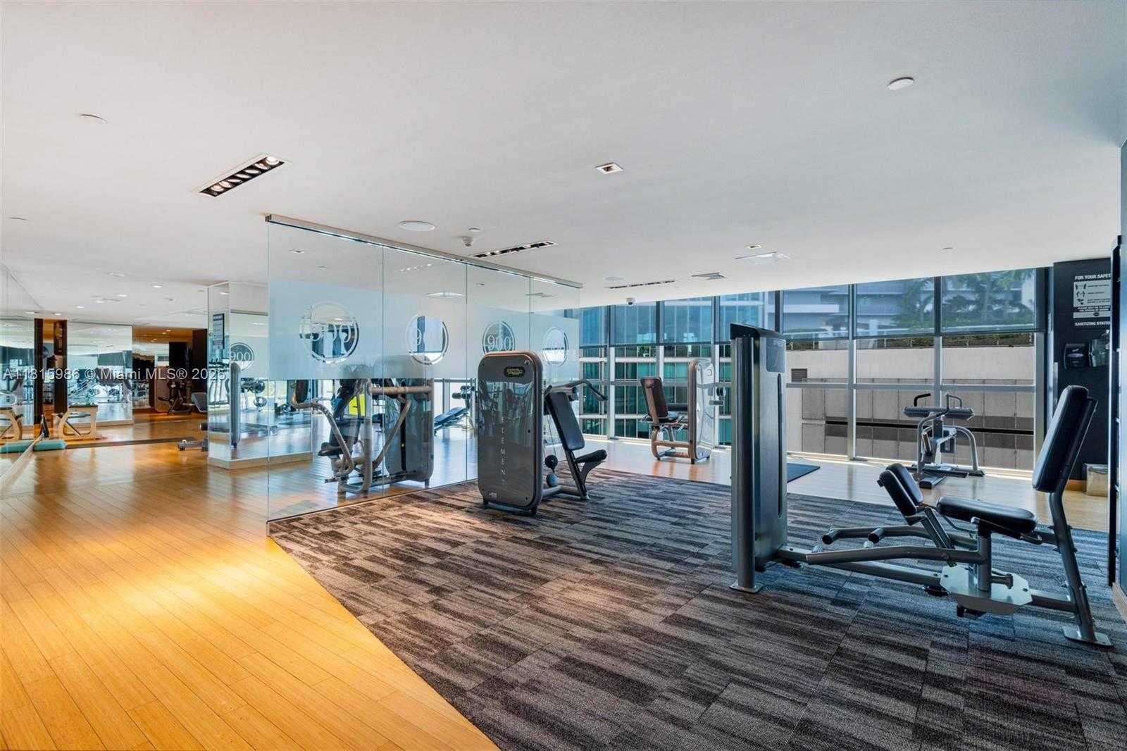 Small Image of 900 BISCAYNE BLVD #2408, Miami Number 45