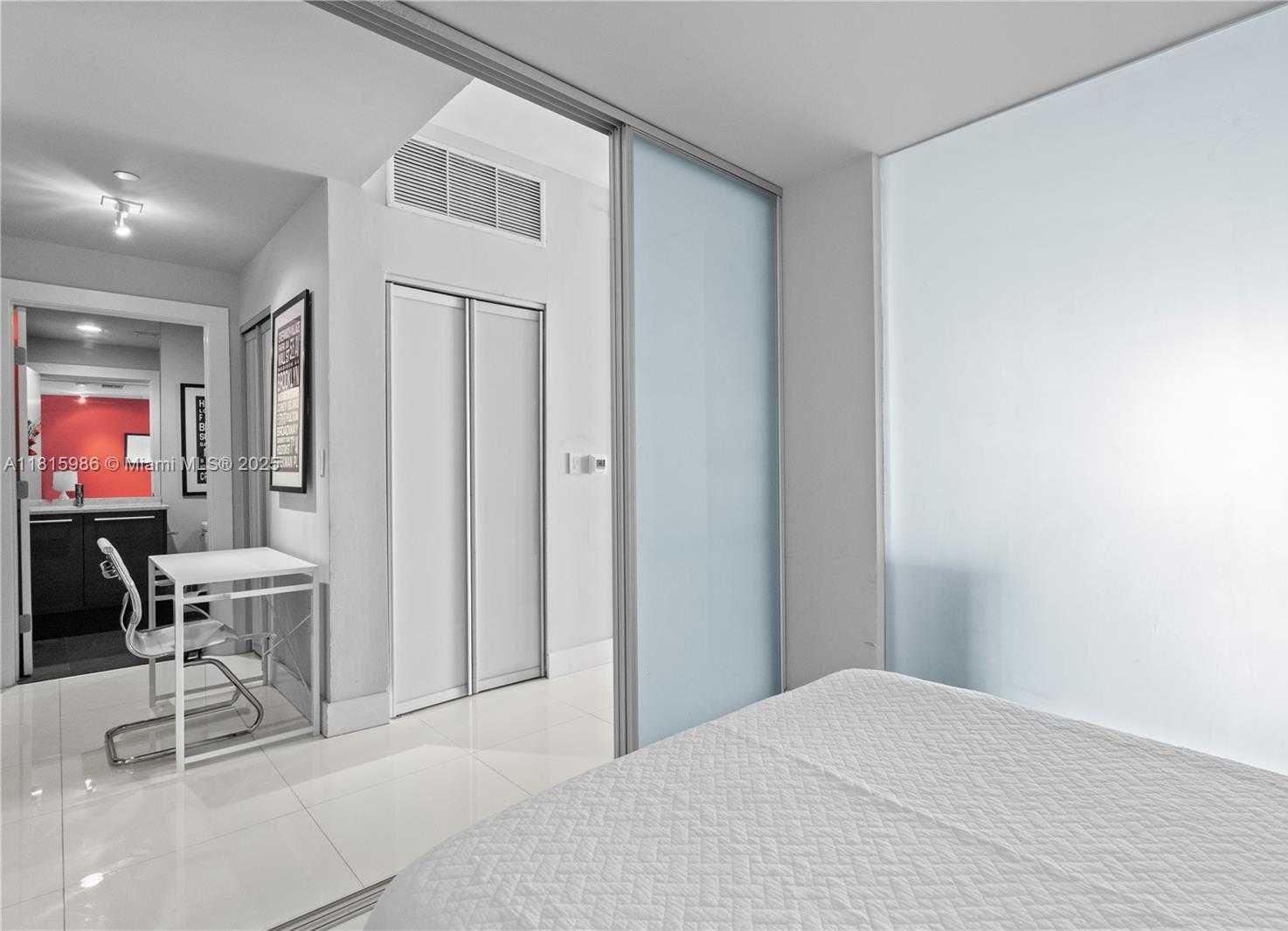 Small Image of 900 BISCAYNE BLVD #2408, Miami Number 8