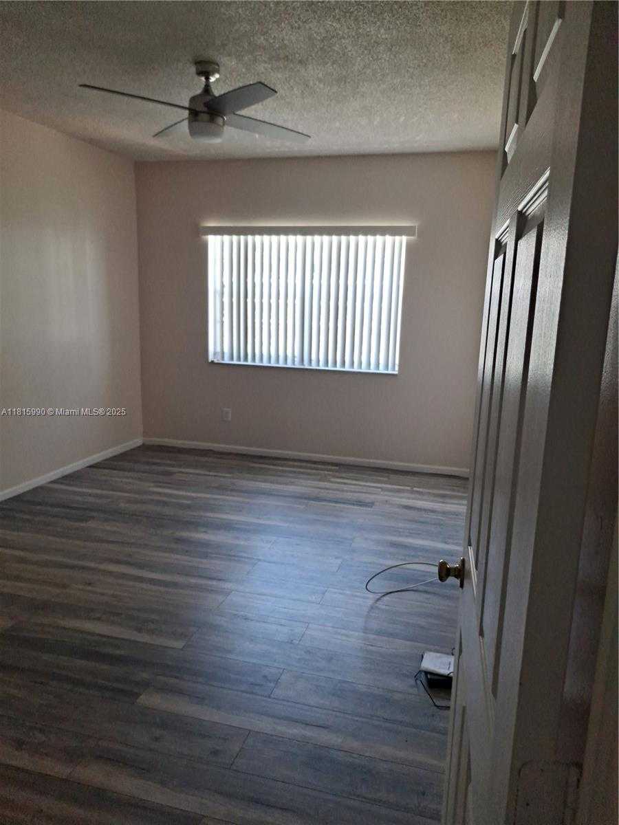 Small Image of 3255 NORTH EAST 184TH ST #12402, Aventura Number 8