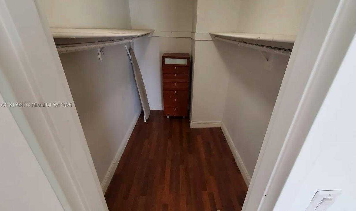 Small Image of 5241 GENEVA WAY #108, Doral Number 5