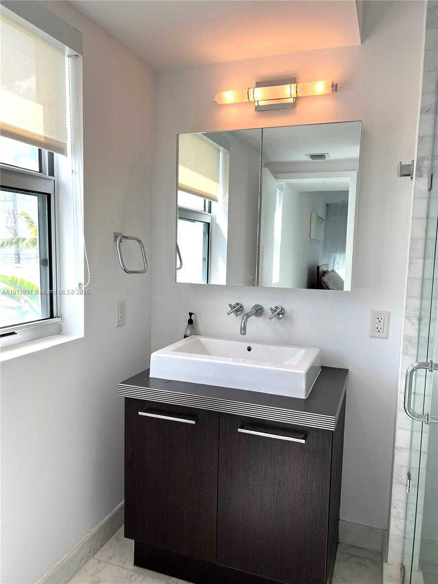 Small Image of 401 JEFFERSON AVE #3, Miami Beach Number 15