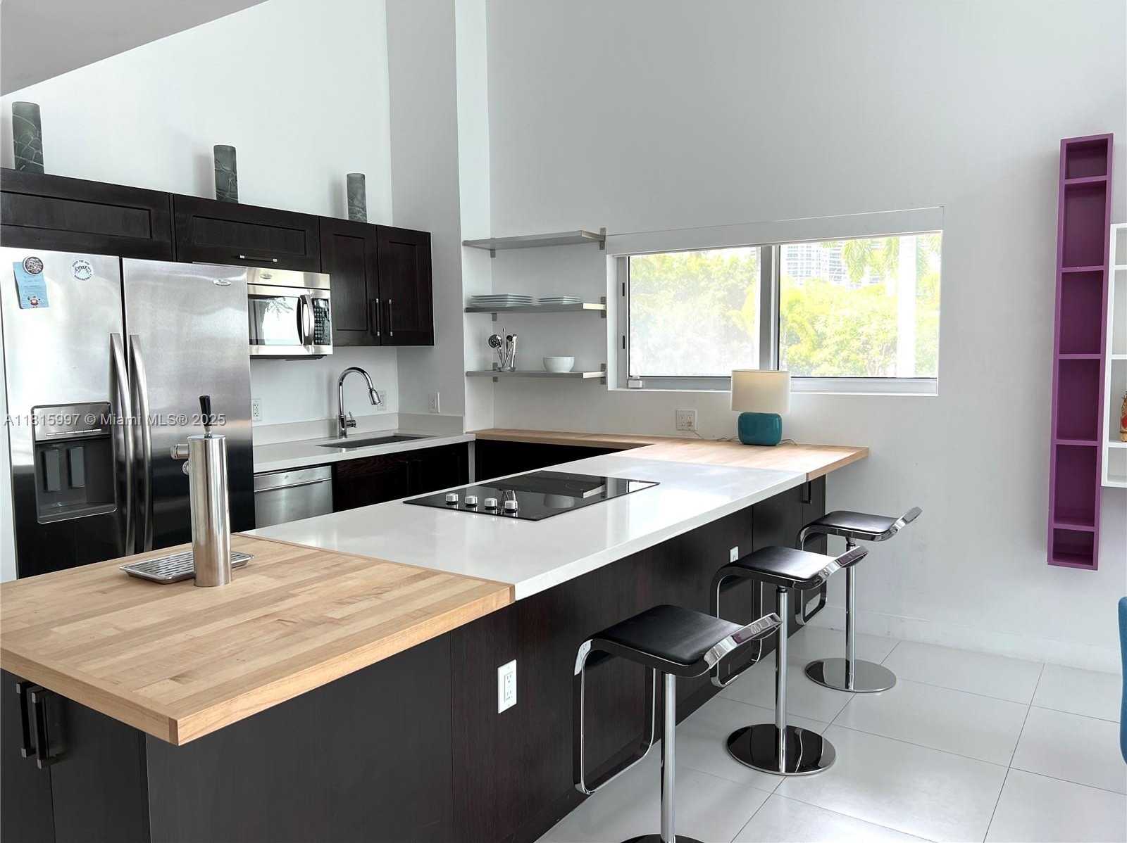 Small Image of 401 JEFFERSON AVE #3, Miami Beach Number 2