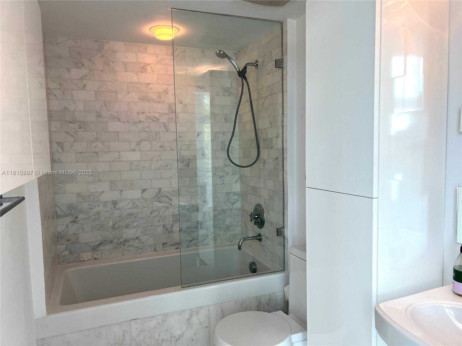 Small Image of 401 JEFFERSON AVE #3, Miami Beach Number 9