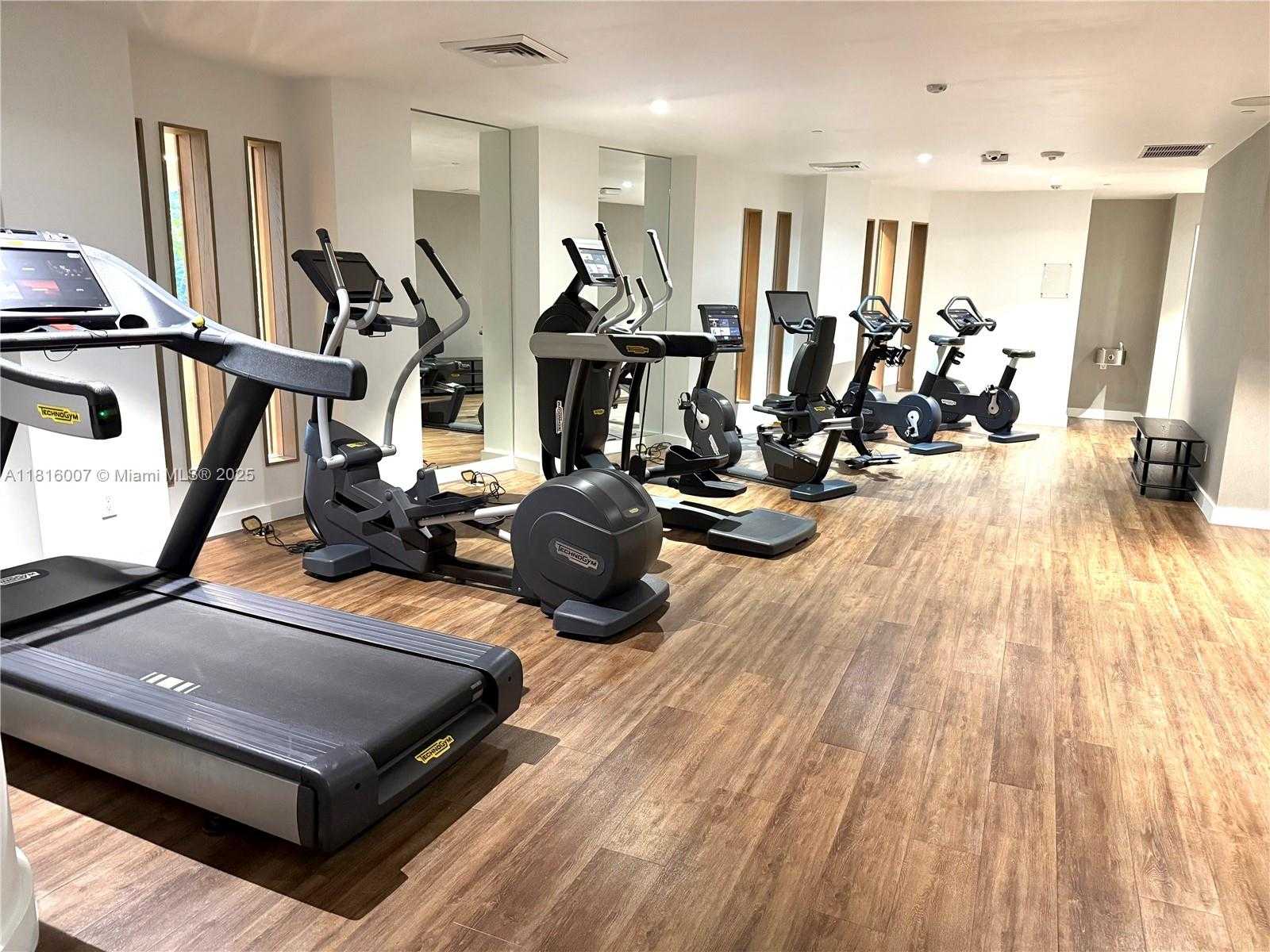 Small Image of 2831 SOUTH BAYSHORE DR #906, Miami Number 22