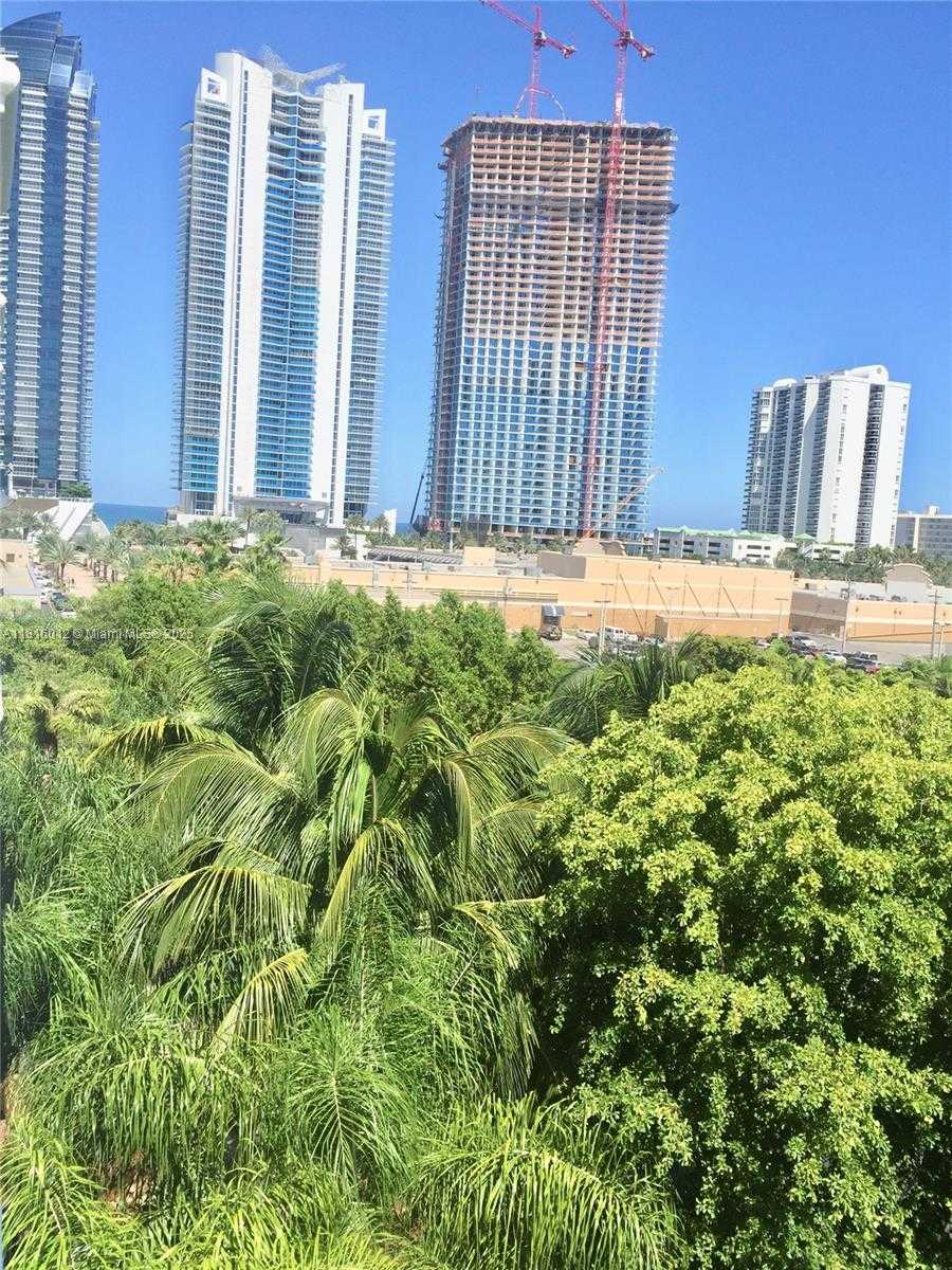 Small Image of 17145 NORTH BAY RD #4611, Sunny Isles Beach Number 21