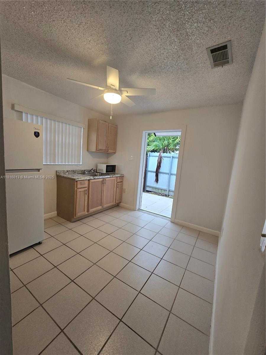 Small Image of 30228 SOUTH WEST 158TH PL #30228, Homestead Number 3