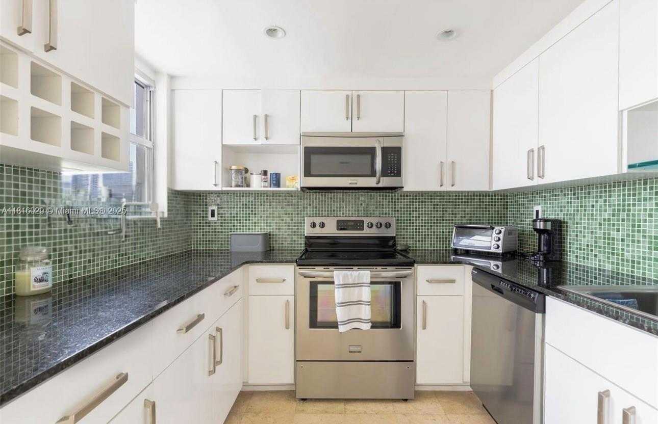 Small Image of 1865 BRICKELL AVE #A2114, Miami Number 9