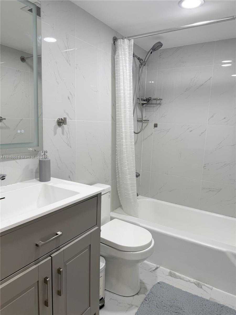 Small Image of 1985 SOUTH OCEAN DR #20C, Hallandale Beach Number 14