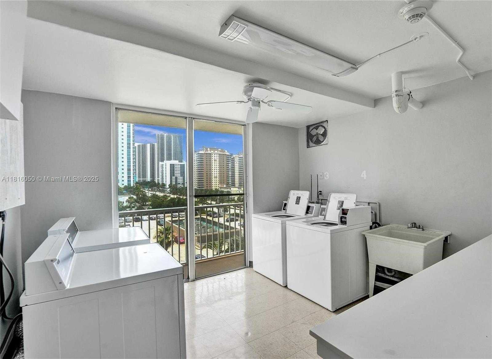 Small Image of 1985 SOUTH OCEAN DR #20C, Hallandale Beach Number 16
