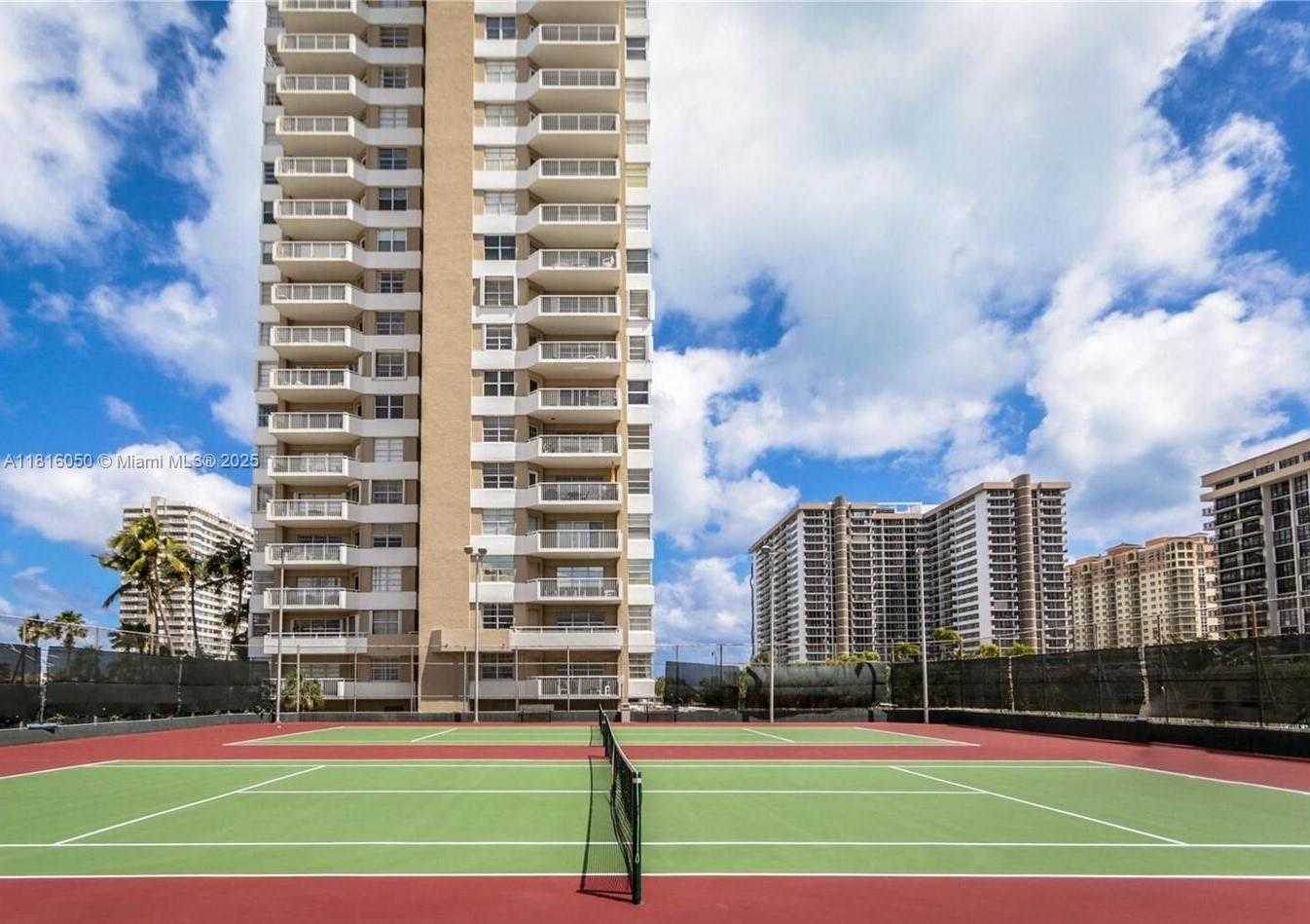 Small Image of 1985 SOUTH OCEAN DR #20C, Hallandale Beach Number 4