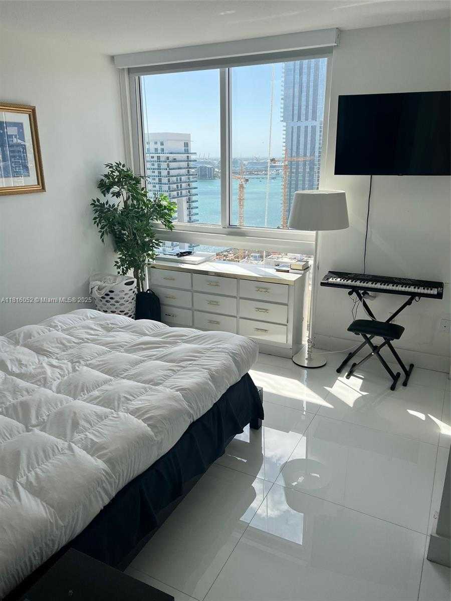 Small Image of 600 NORTH EAST 27TH ST #2605, Miami Number 13