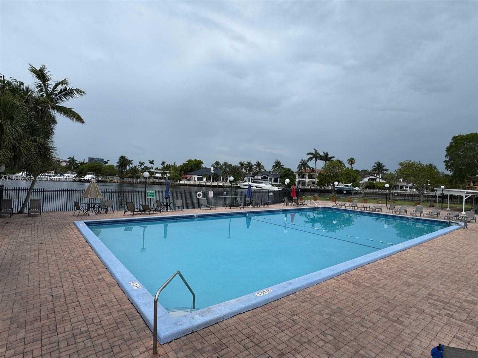 Small Image of 851 THREE ISLANDS BLVD #218, Hallandale Beach Number 11