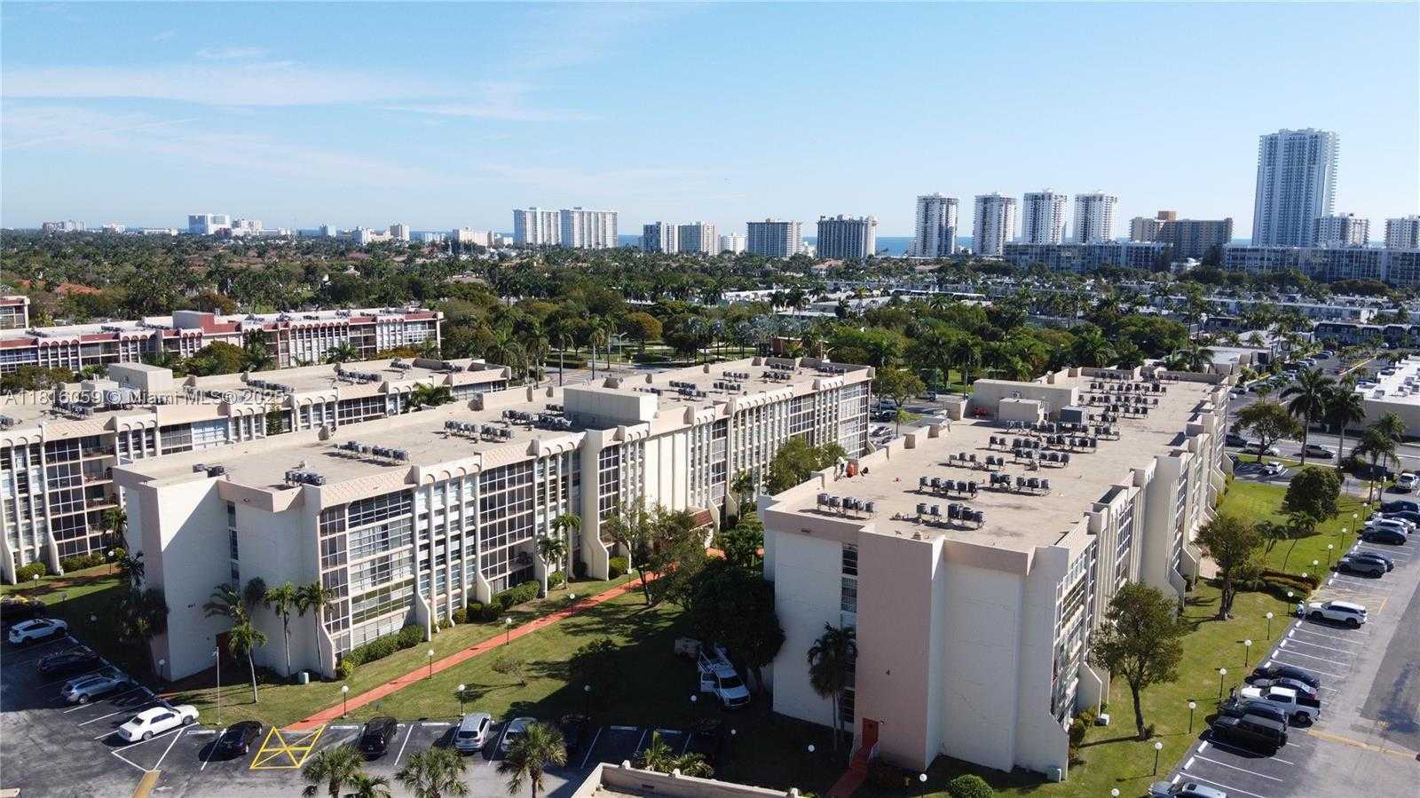 Small Image of 851 THREE ISLANDS BLVD #218, Hallandale Beach Number 13