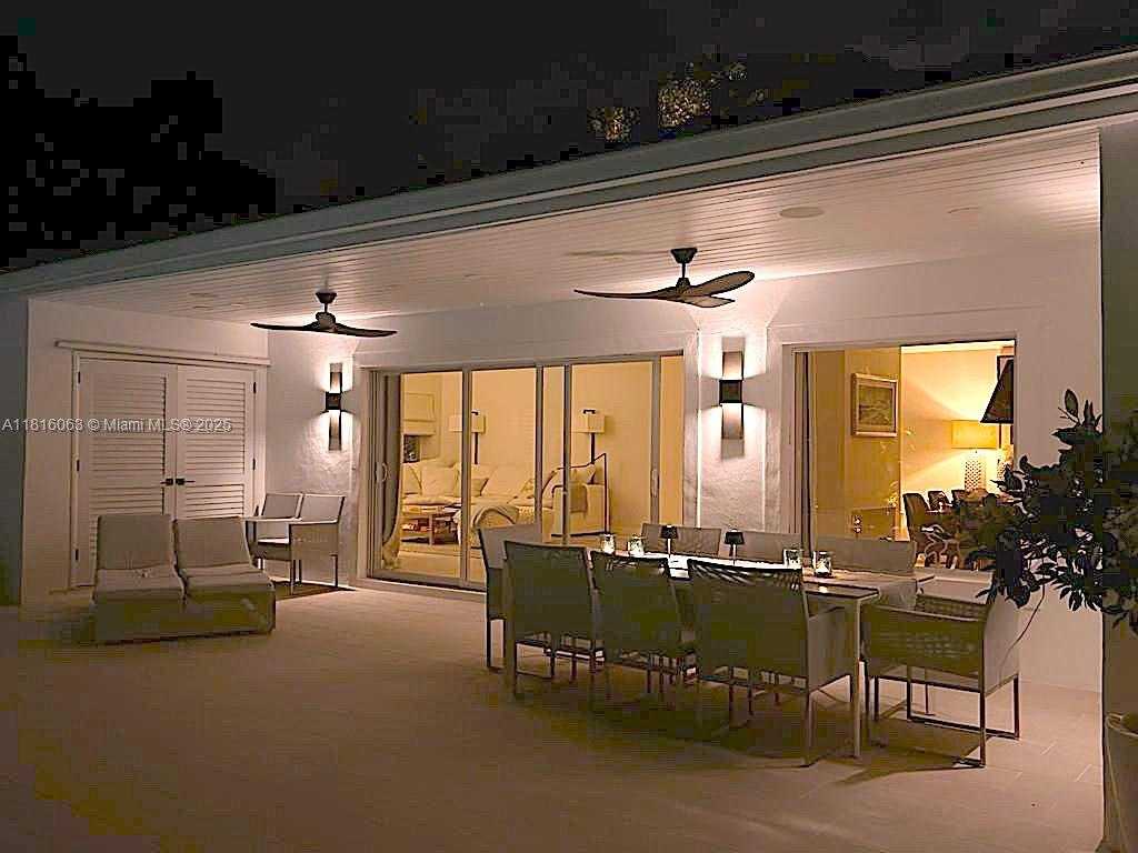 Small Image of 375 HARBOR CT #., Key Biscayne Number 38