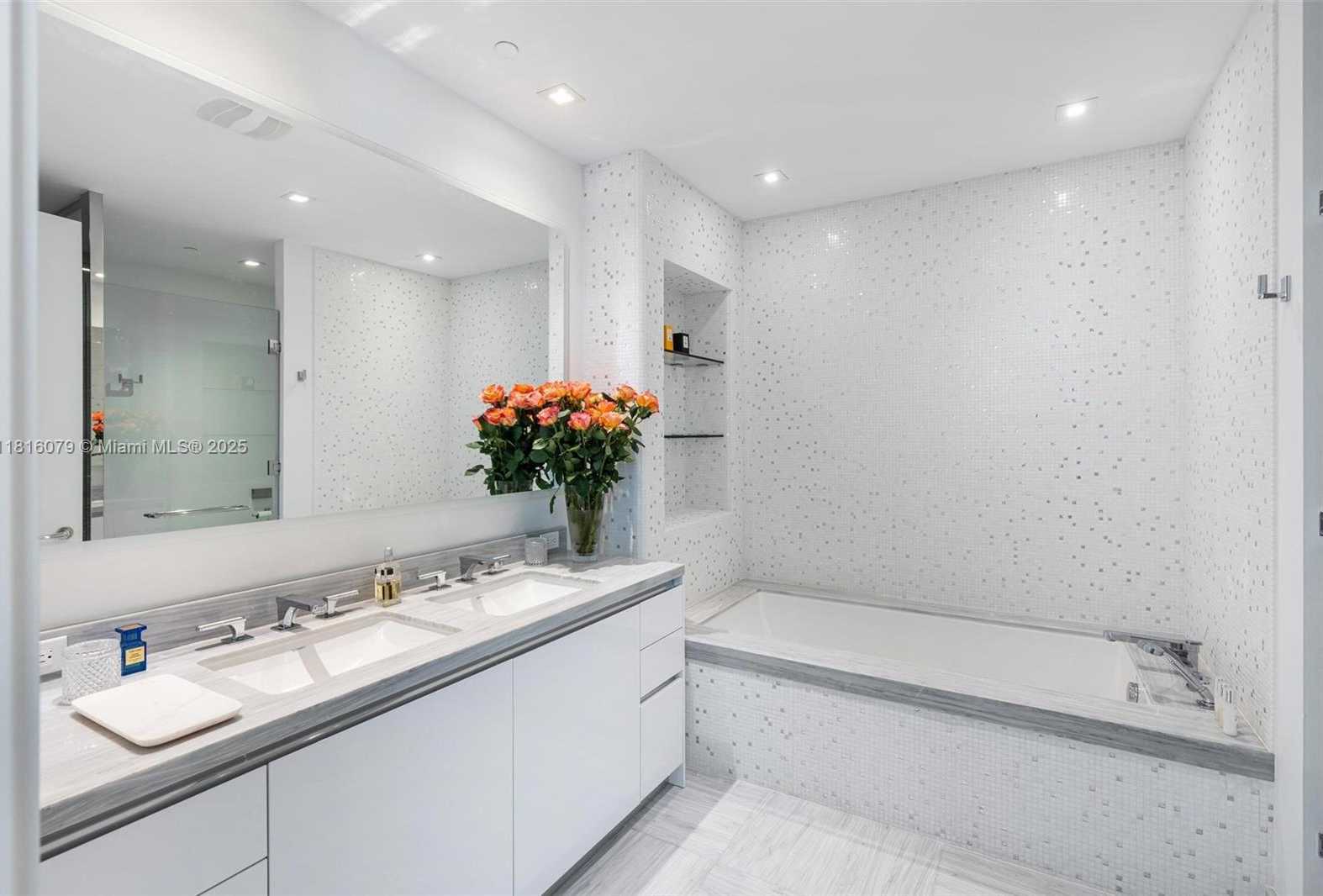 Small Image of 16901 COLLINS AVE #902, Sunny Isles Beach Number 17
