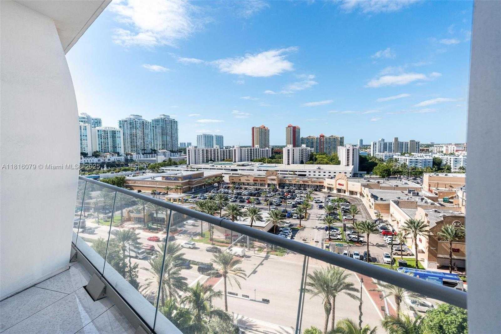 Small Image of 16901 COLLINS AVE #902, Sunny Isles Beach Number 25