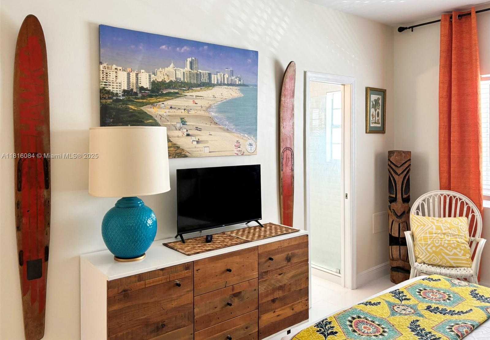 Small Image of 335 OCEAN DR #114, Miami Beach Number 14
