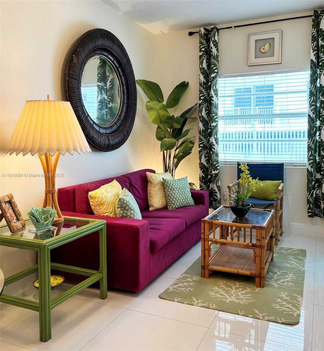 Small Image of 335 OCEAN DR #114, Miami Beach Number 6