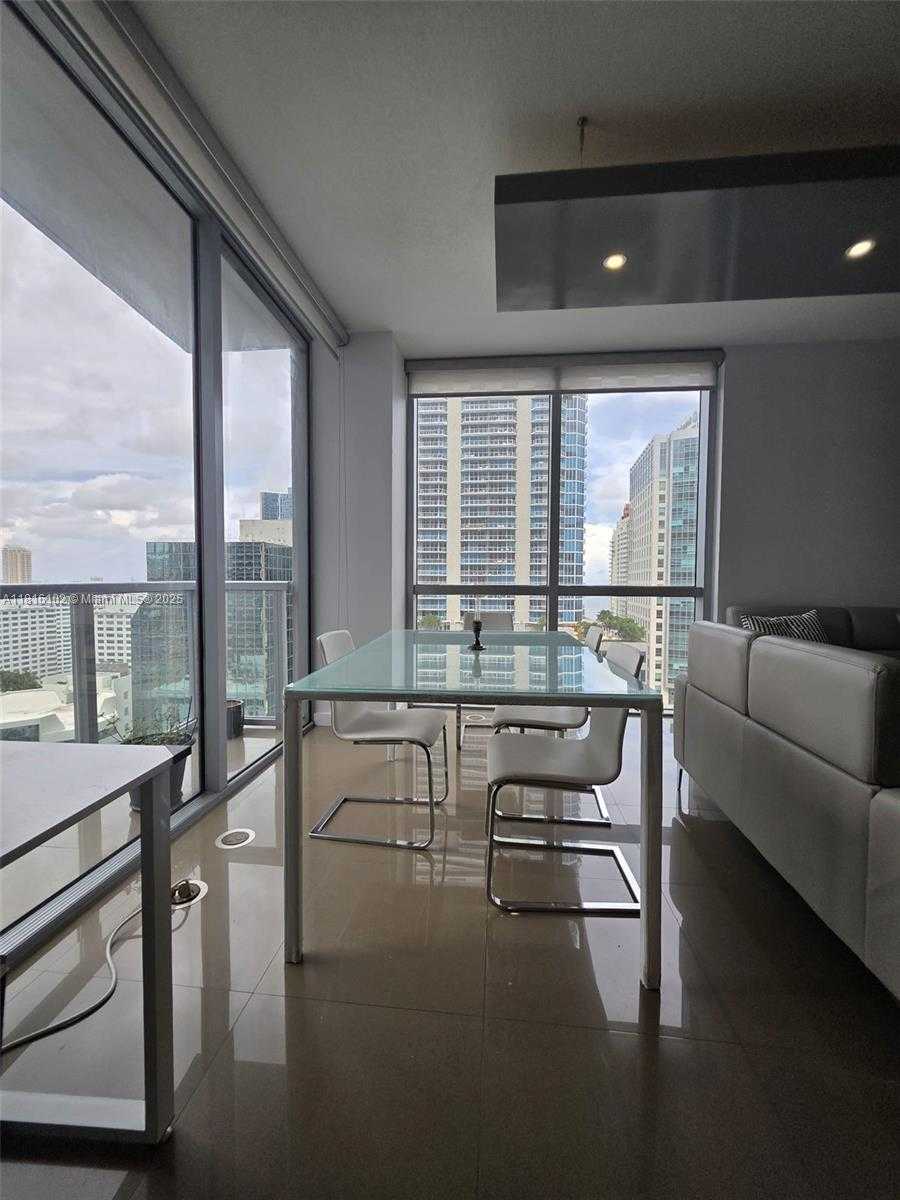 Small Image of 1060 BRICKELL AVE #2201, Miami Number 2