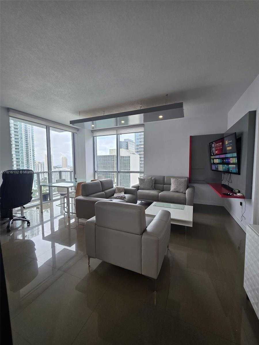 Small Image of 1060 BRICKELL AVE #2201, Miami Number 32