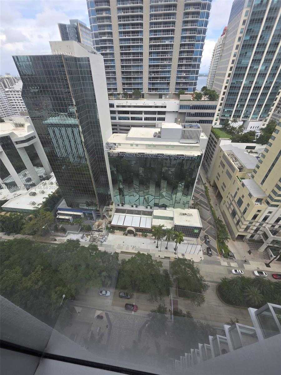 Small Image of 1060 BRICKELL AVE #2201, Miami Number 34