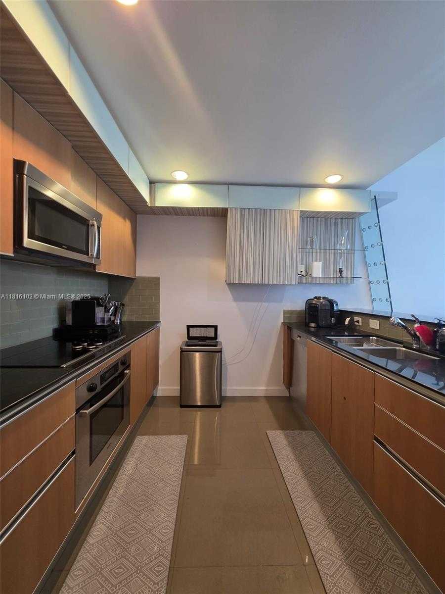 Small Image of 1060 BRICKELL AVE #2201, Miami Number 9