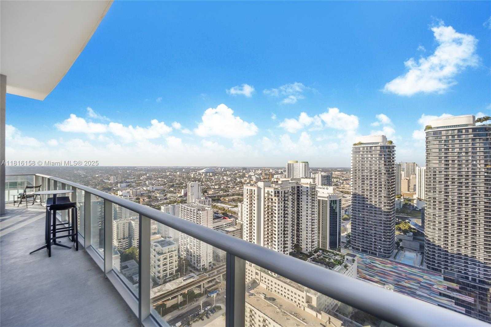 Small Image of 1100 SOUTH MIAMI AVE #PH, Miami Number 13