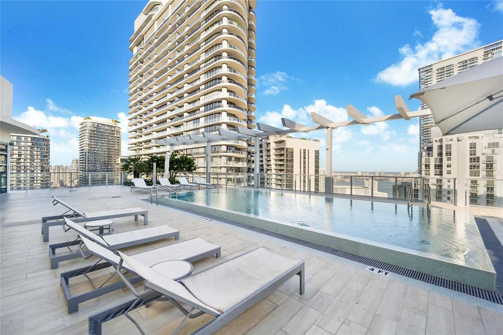 Small Image of 1100 SOUTH MIAMI AVE #PH, Miami Number 15