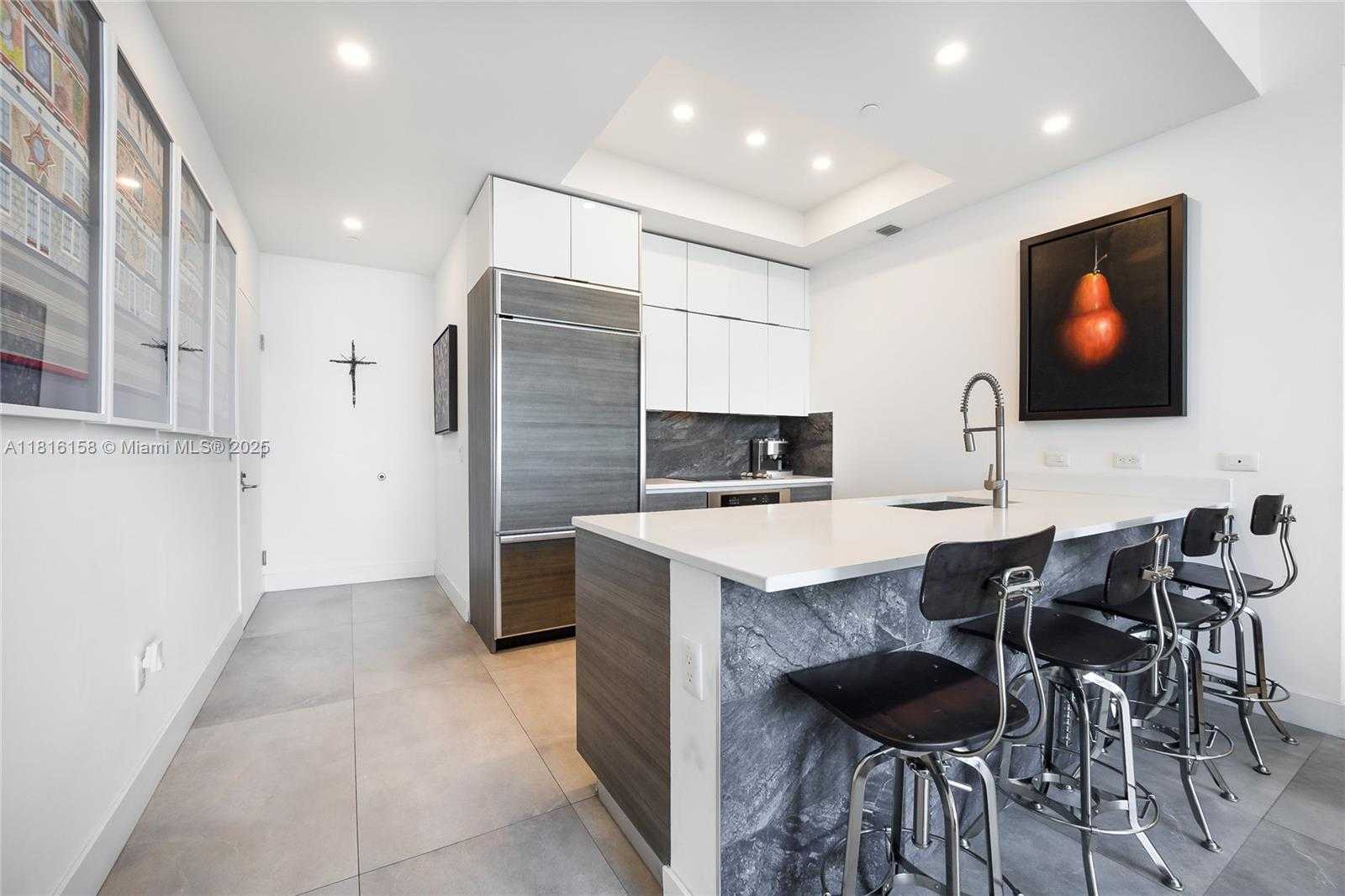 Small Image of 1100 SOUTH MIAMI AVE #PH, Miami Number 6